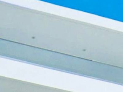 ΡΕΤΙΡΕ 165ΤΜ  900.000ΕΥΡΩ