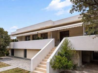 ΜΟΝΟΚΑΤΟΙΚΙΑ 240ΤΜ  400.000ΕΥΡΩ