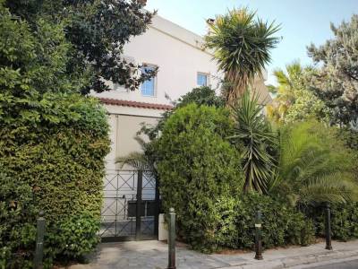 ΜΟΝΟΚΑΤΟΙΚΙΑ 300ΤΜ  1.100.000ΕΥΡΩ